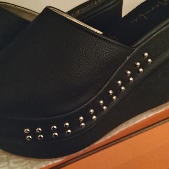 Very Cool Platforms - Picture 4 of 8